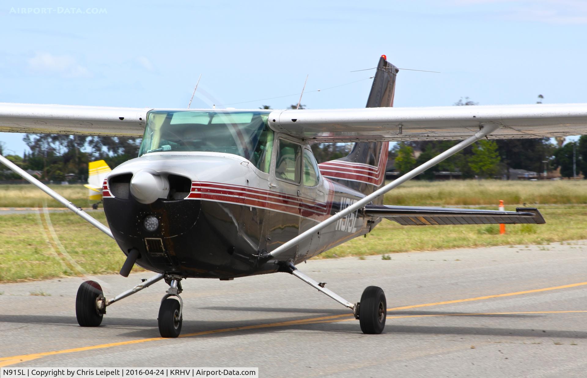 N915L, 1976 Cessna 172M C/N 17267355, Locally-based 1976 Cessna 172M taxing out for a local VFR departure at Reid Hillview Airport, San Jose, CA.