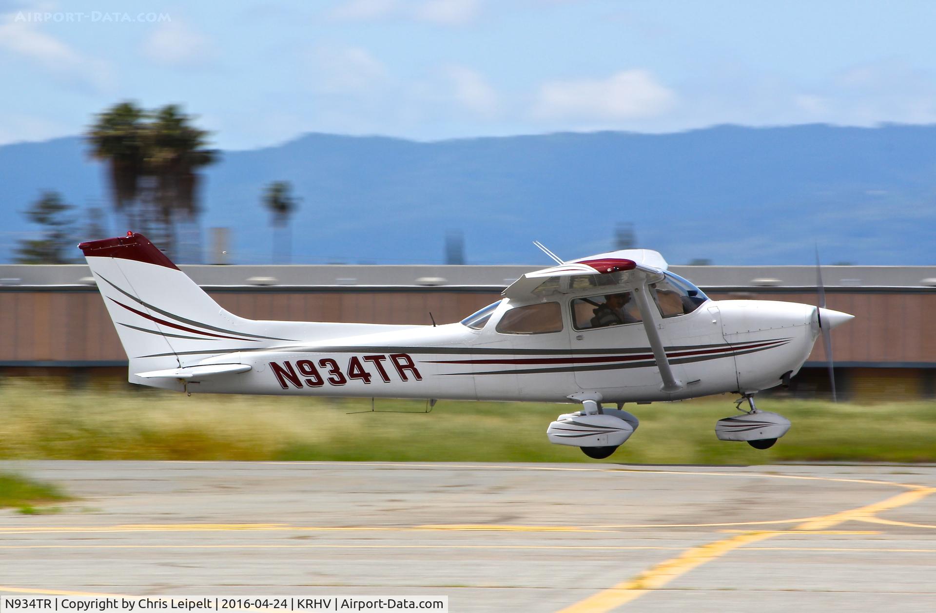 N934TR, 1977 Cessna 172N C/N 17269190, Locally-based 1977 Cessna 172N departing runway 31R at Reid Hillview Airport, San Jose, CA.