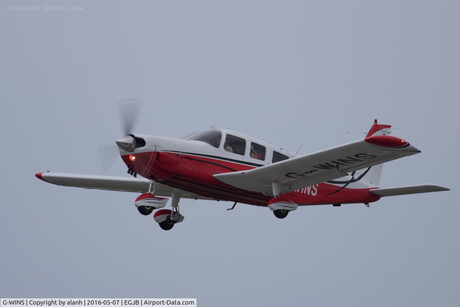 G-WINS, 1976 Piper PA-32-300 Cherokee Six Cherokee Six C/N 32-7640065, Departing Guernsey