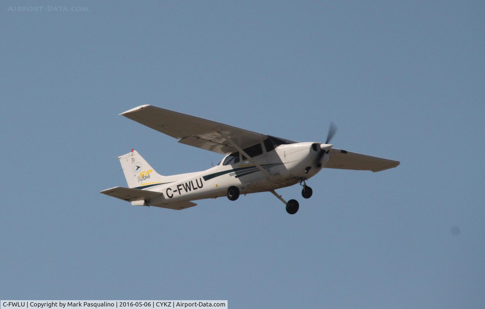 C-FWLU, 2002 Cessna 172S C/N 172S9082, Cessna 172S