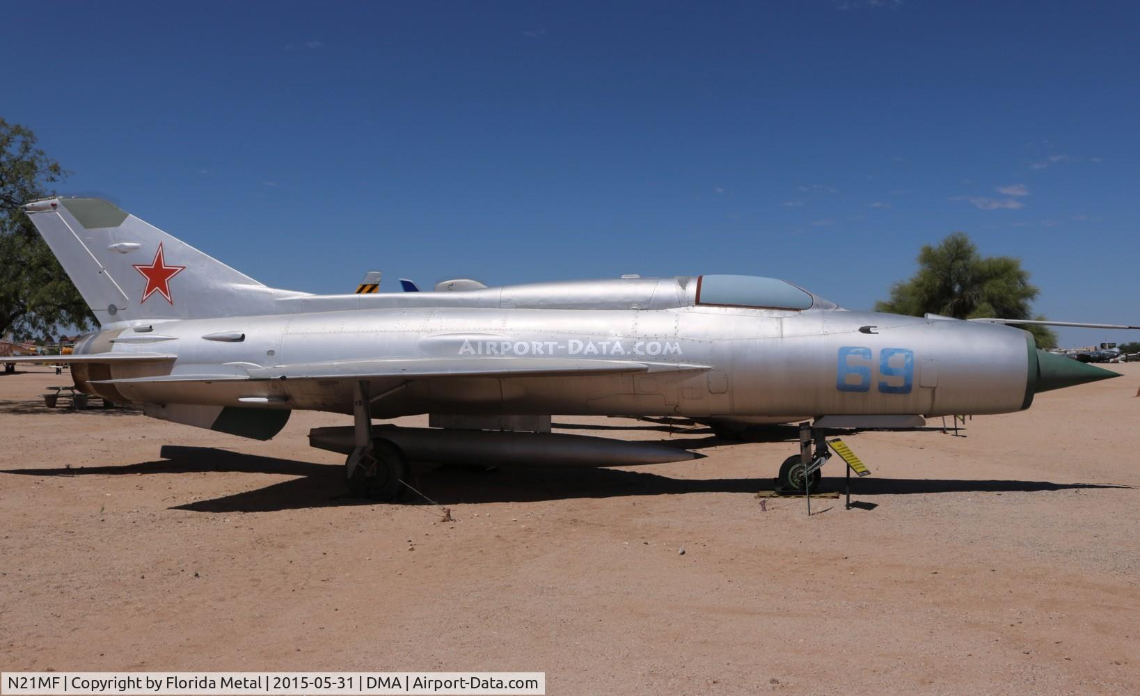 N21MF, Mikoyan-Gurevich MiG-21PF C/N 762410, Mig 21