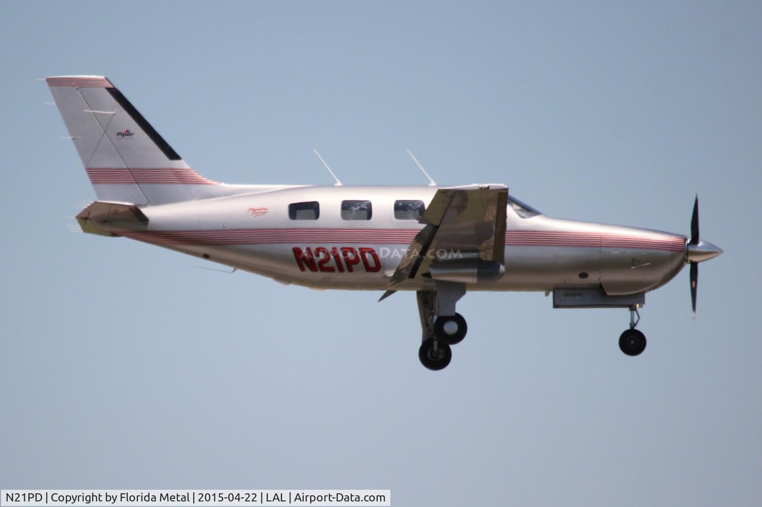N21PD, 1999 Piper PA-46-350P Malibu Mirage C/N 4636209, PA-46-350P