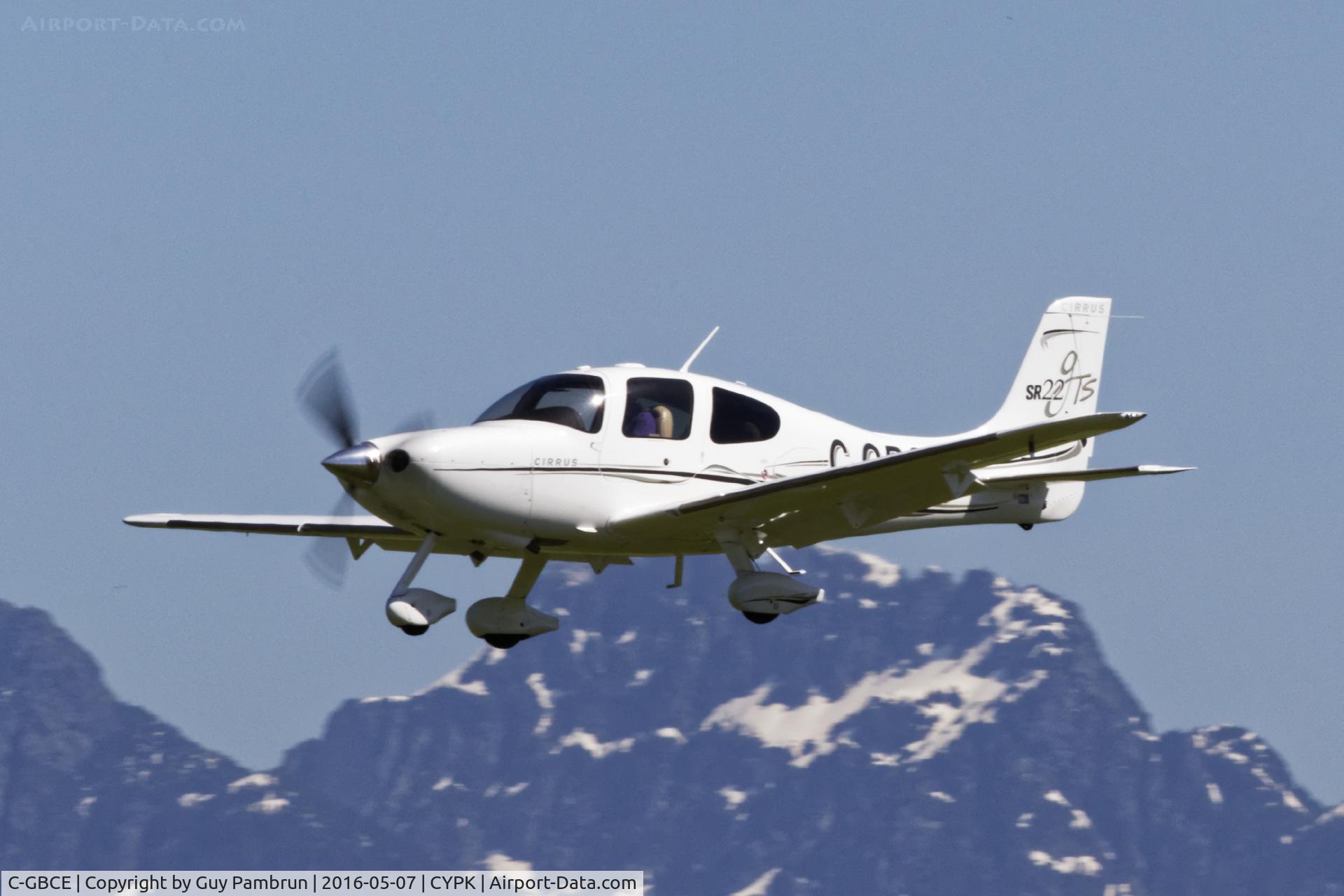 C-GBCE, 2006 Cirrus SR22 GTS C/N 2197, Landing