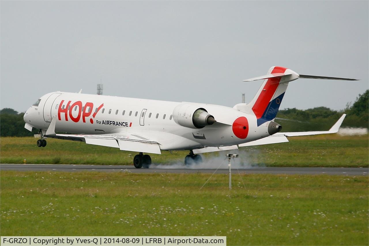 F-GRZO, 2007 Canadair CRJ-700 (CL-600-2C10) Regional Jet C/N 10265, Canadair Regional Jet CRJ-700, Landing Rwy 25L, Brest-Bretagne Airport (LFRB-BES)