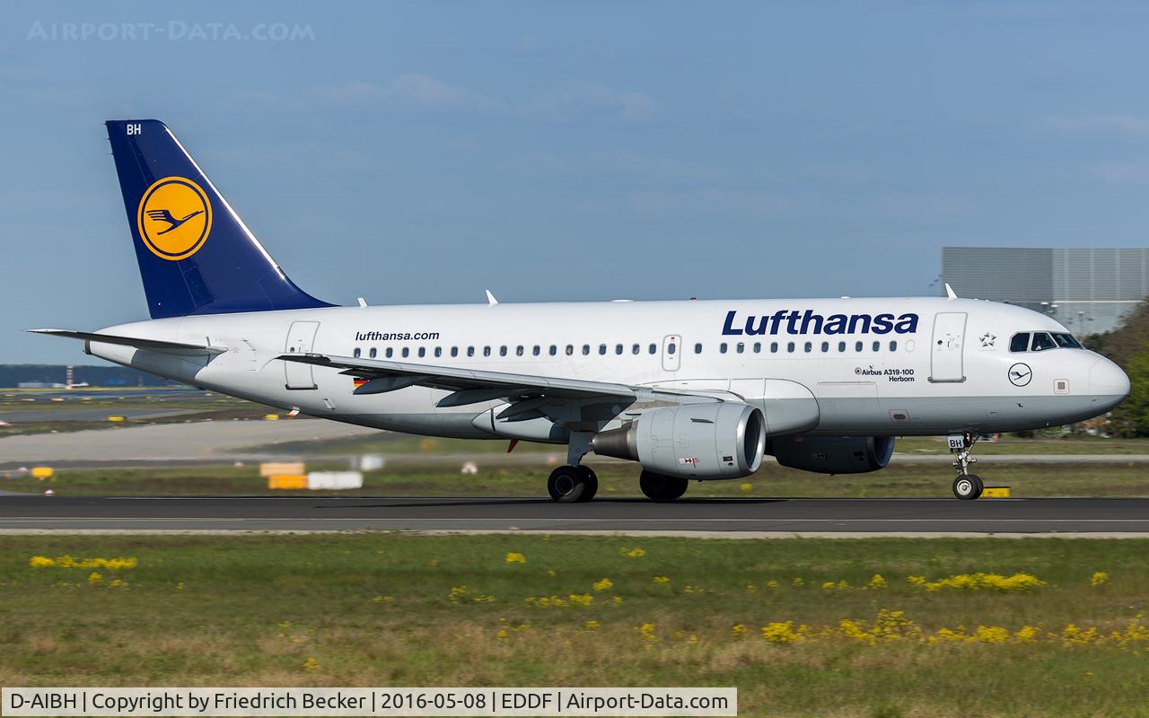 D-AIBH, 2012 Airbus A319-112 C/N 5239, departure via RW18W