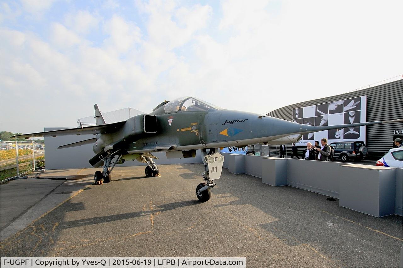F-UGPF, Sepecat Jaguar A C/N A1, Sepecat Jaguar A, Static display, Paris-Le Bourget (LFPB-LBG) Air show 2015