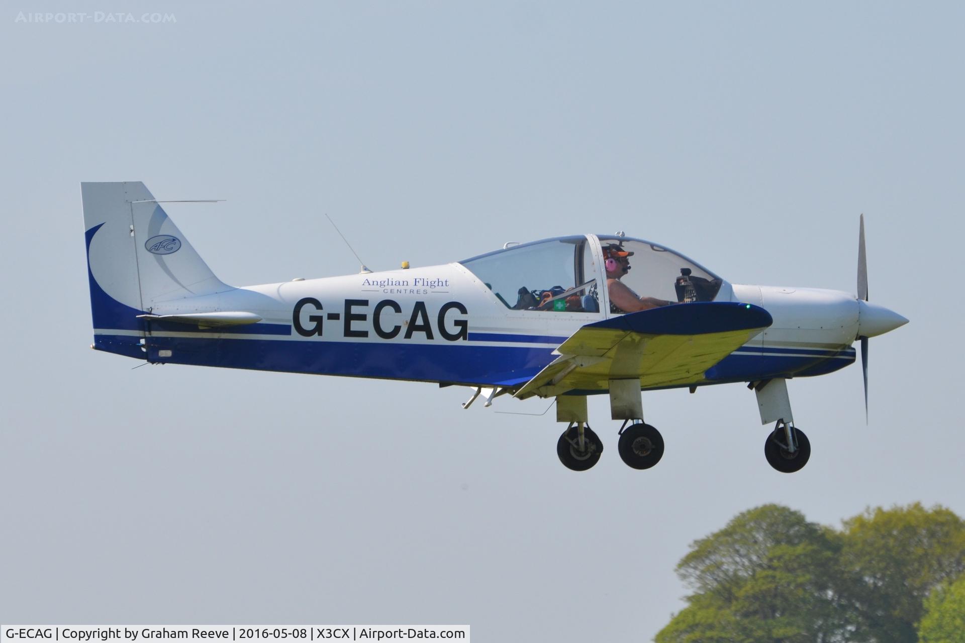 G-ECAG, 1997 Robin HR-200-120B C/N 315, Landing at Northrepps.