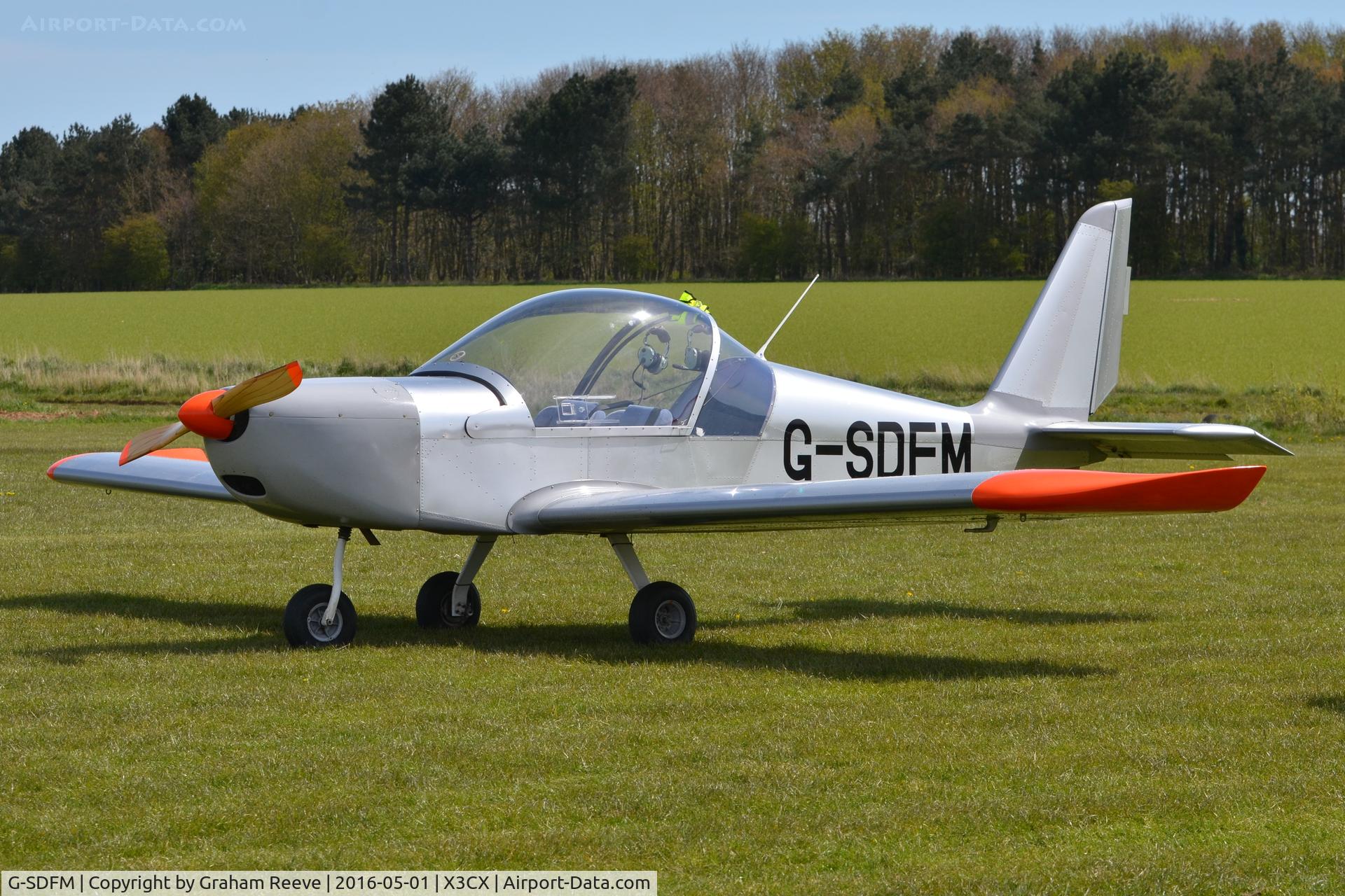 G-SDFM, 2002 Aerotechnik EV-97 Eurostar C/N PFA 315-13884, Parked at Northrepps.