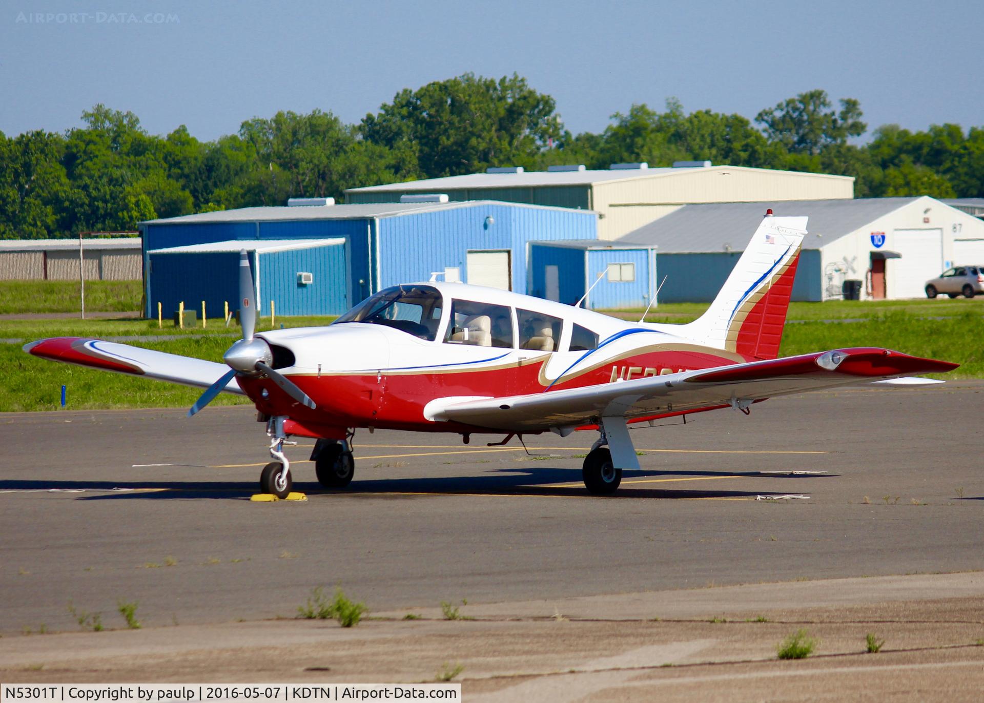 N5301T, 1972 Piper PA-28R-200 C/N 28R-7235222, At Downtown Shreveport.