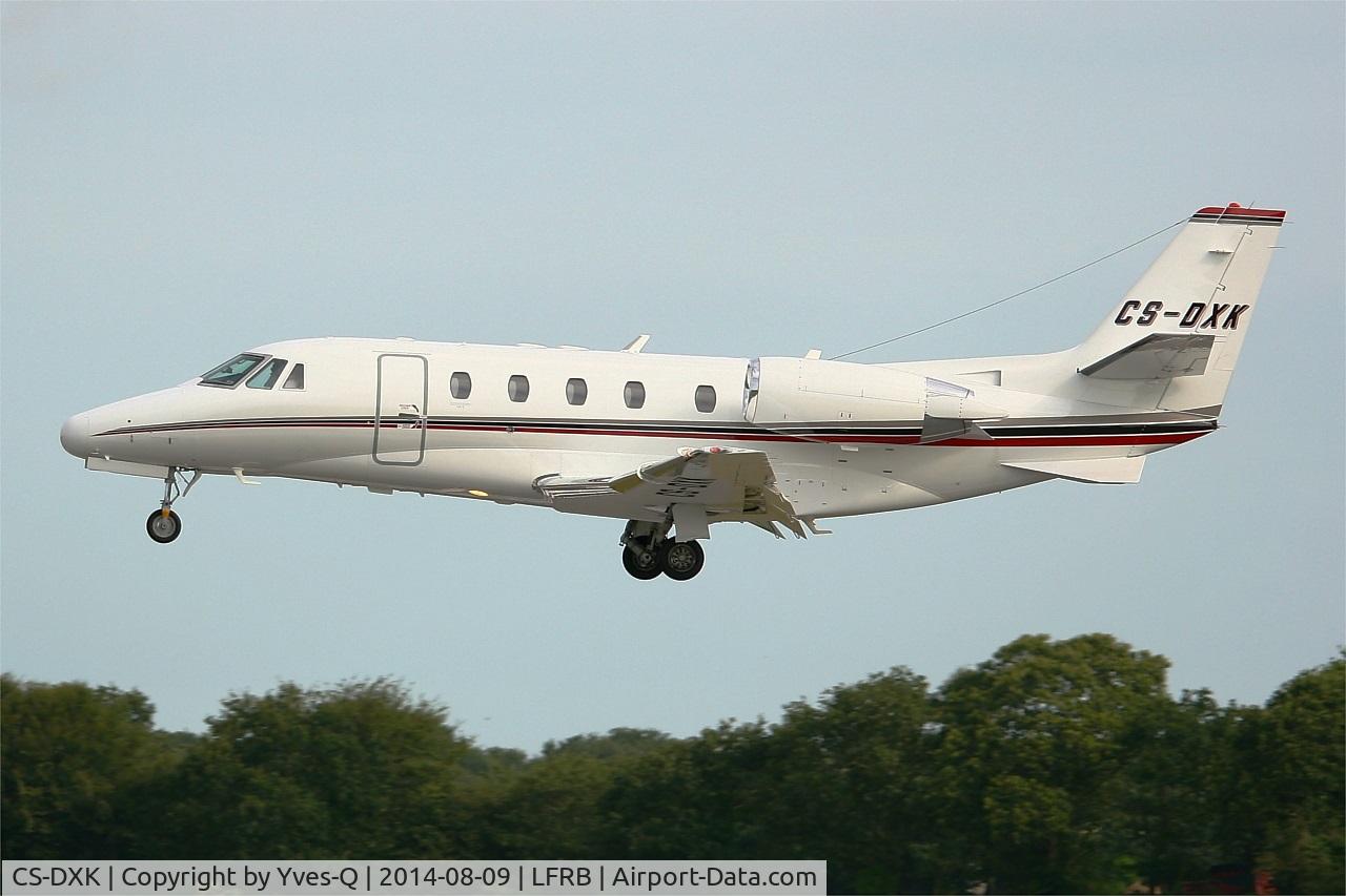 CS-DXK, 2006 Cessna 560XL Citation XLS C/N 560-5633, Cessna 560XL Citation XLS, On final rwy 25L, Brest-Bretagne airport (LFRB-BES)