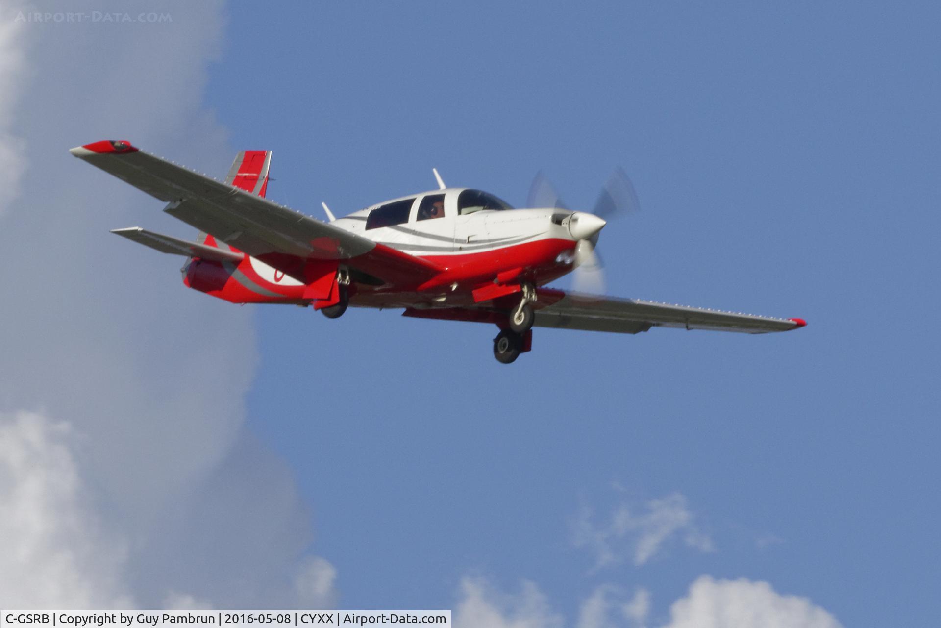 C-GSRB, 1983 Mooney M20K C/N 25-0772, Landing