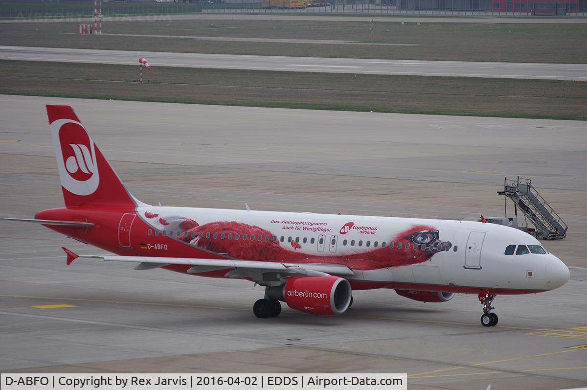 D-ABFO, 2010 Airbus A320-214 C/N 4564, Taxiing to the gates at STR.