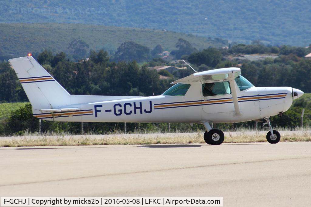 F-GCHJ, Reims F152 C/N 1702, Taxiing