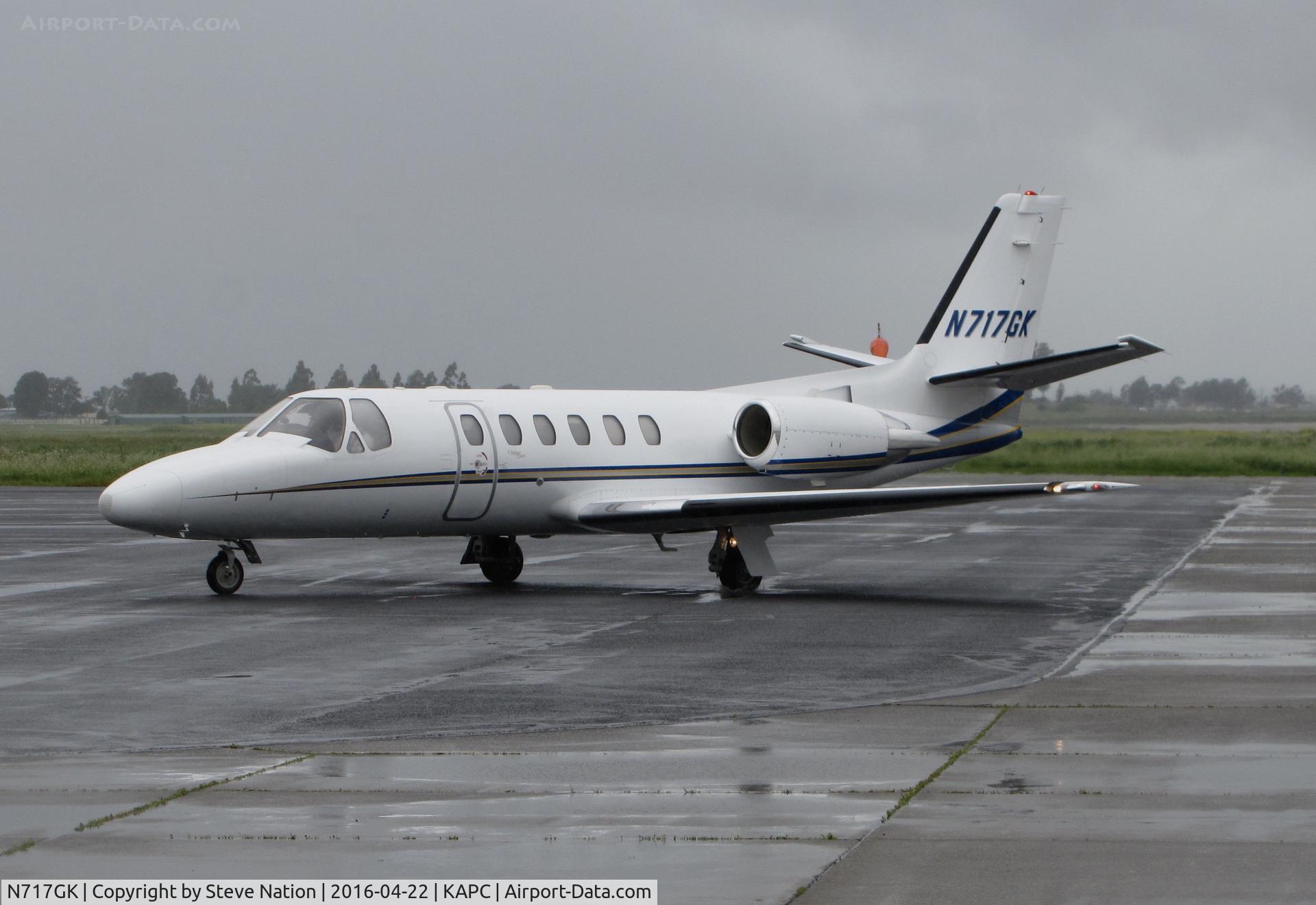 N717GK, 2001 Cessna 550 C/N 550-0971, Stellaris LLC (Lake Forest, CA) 2001 Cessna 550 Citation II arriving @ rainy Napa County Airport, CA