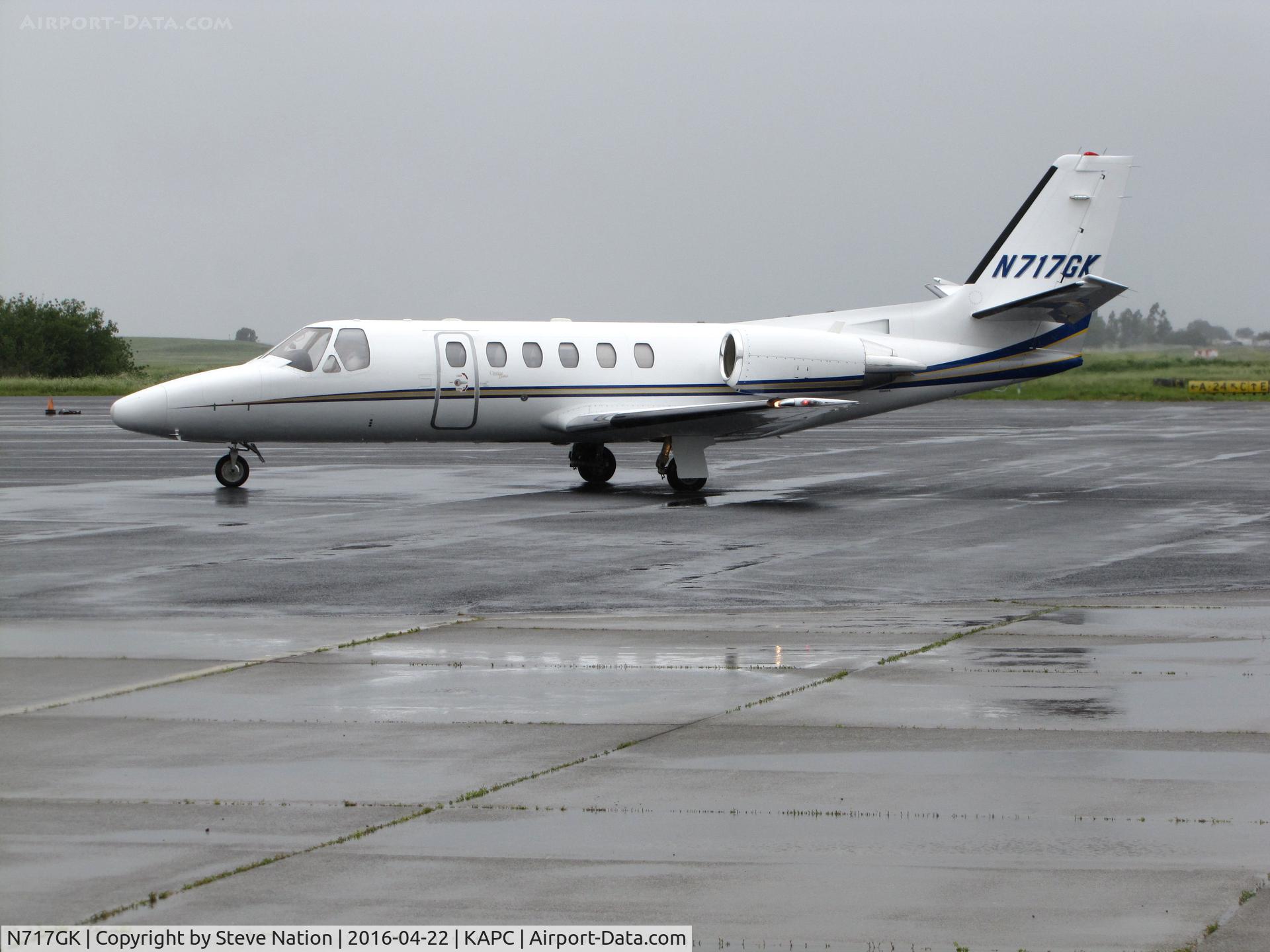 N717GK, 2001 Cessna 550 C/N 550-0971, Stellaris LLC (Lake Forest, CA) 2001 Cessna 550 Citation II arriving @ rainy Napa County Airport, CA