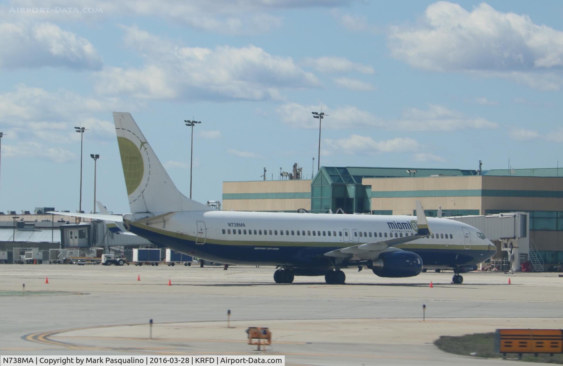 N738MA, 2004 Boeing 737-8Q8 C/N 32799, Boeing 737-800