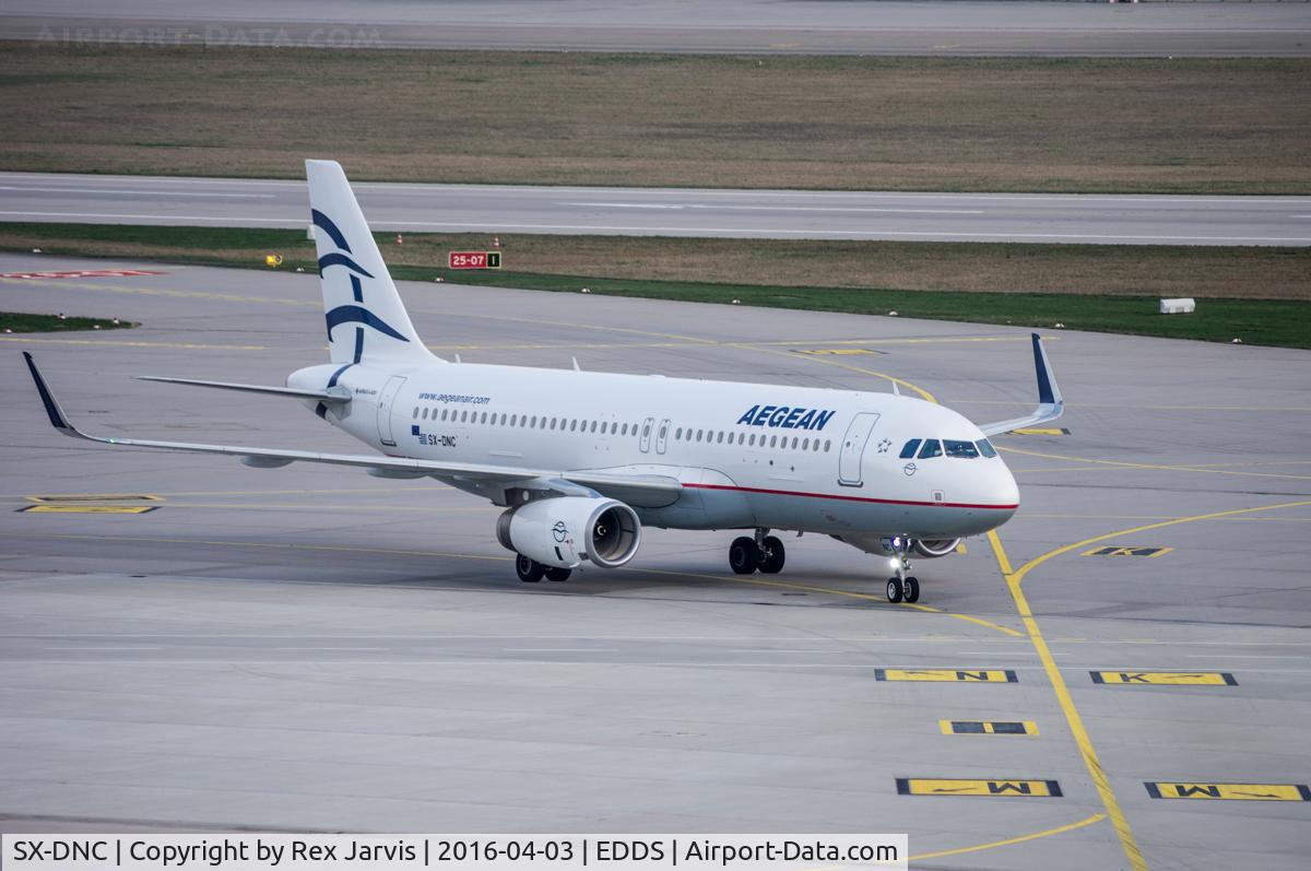SX-DNC, 2016 Airbus A320-232 C/N 6961, Taxiing to the gate at STR.