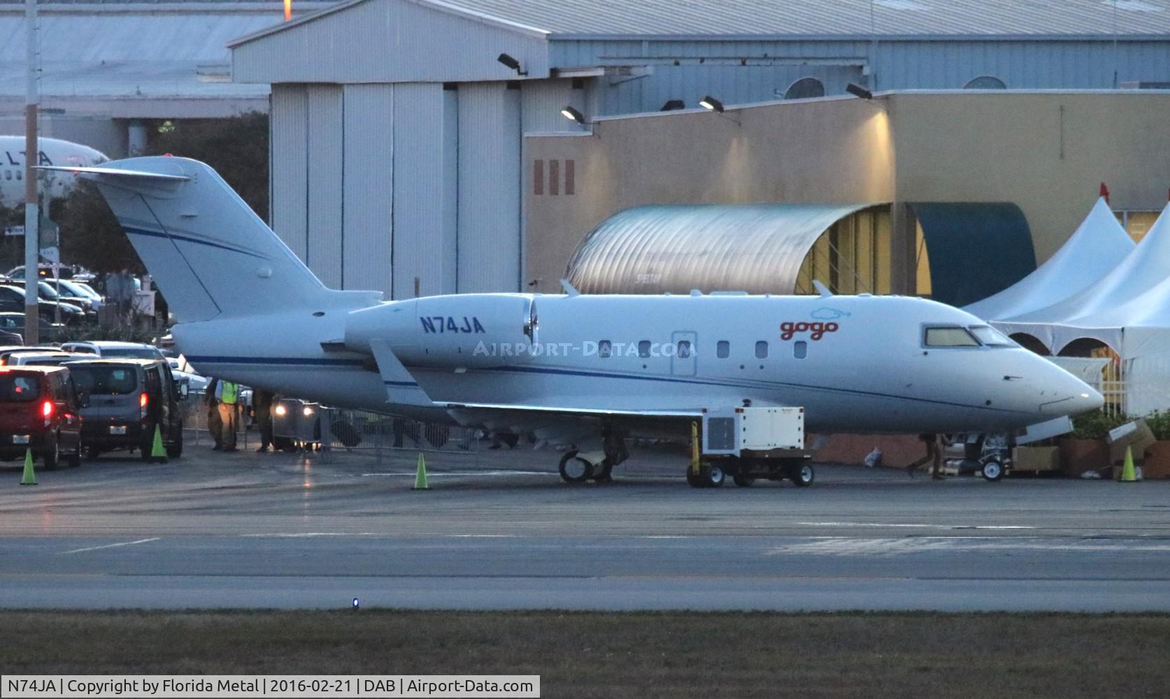 N74JA, 1982 Canadair Challenger 600S (CL-600-1A11) C/N 1060, Gogo Challenger 600