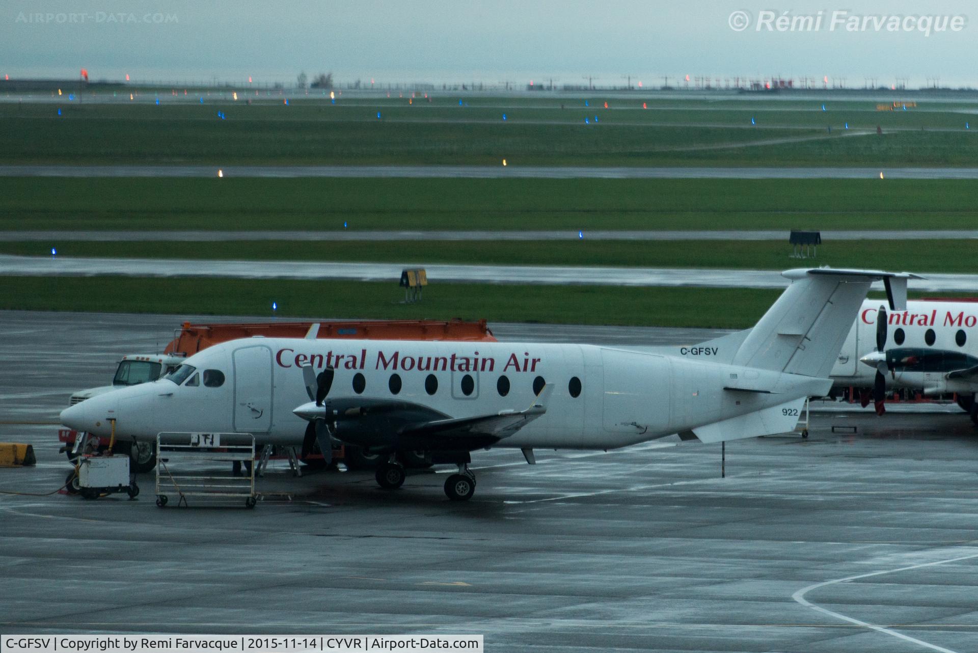 C-GFSV, 1998 Beech 1900D C/N UE-346, Parked at domestic