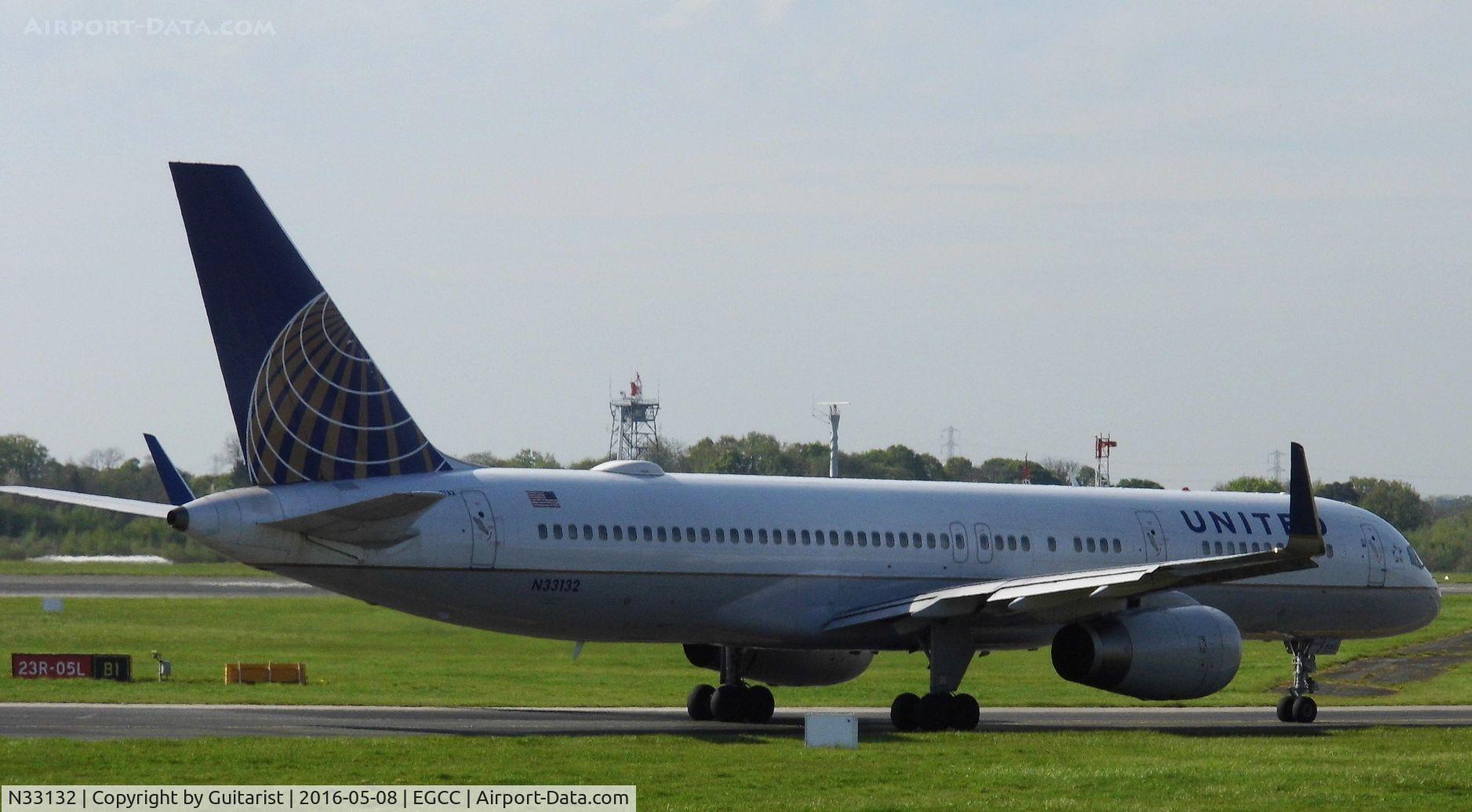 N33132, 1998 Boeing 757-224 C/N 29281, At Manchester