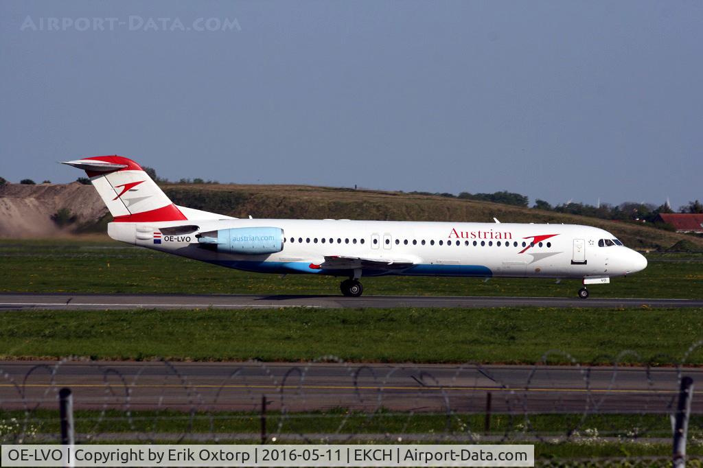 OE-LVO, 1993 Fokker 100 (F-28-0100) C/N 11460, OE-LVO tzking off rw 22R