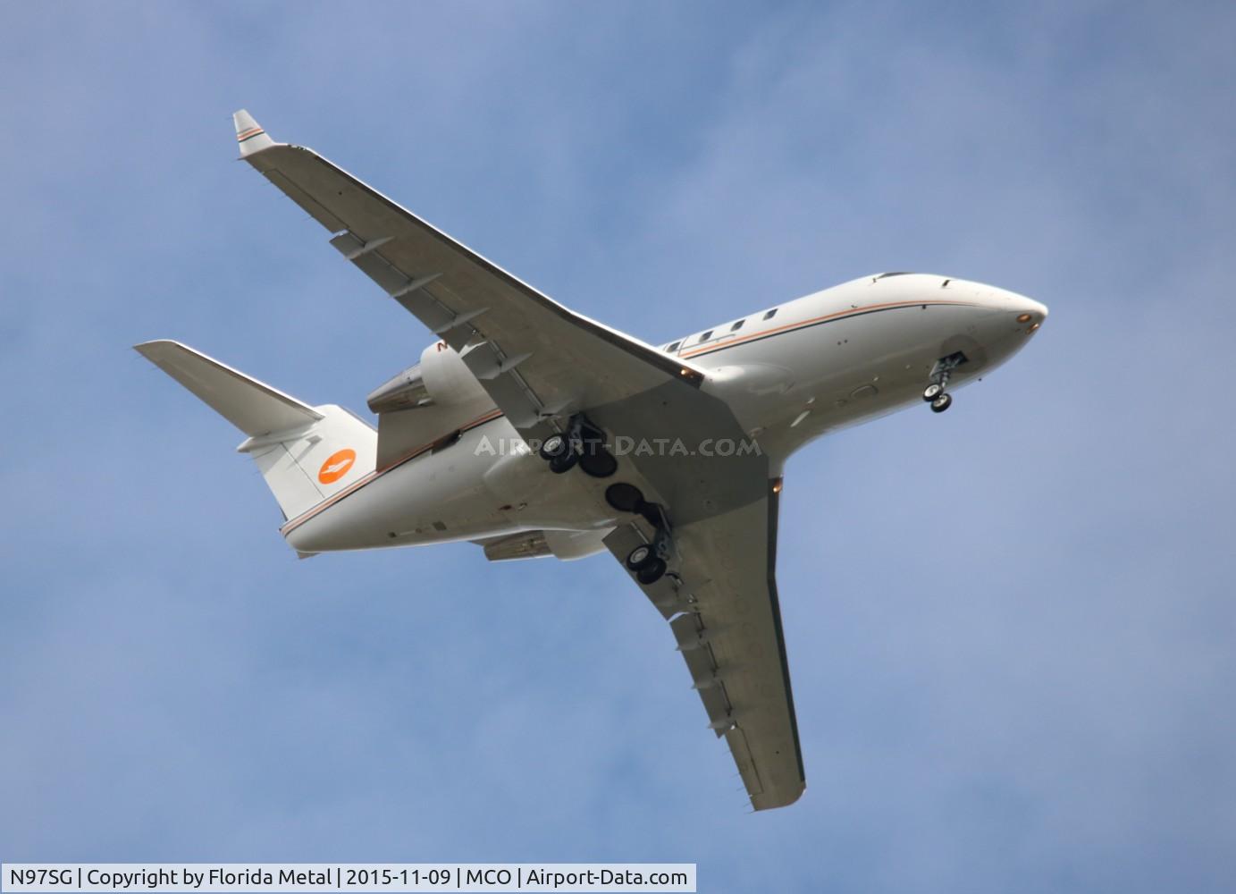 N97SG, 1986 Canadair Challenger 601 (CL-600-2A12) C/N 3051, Challenger 600