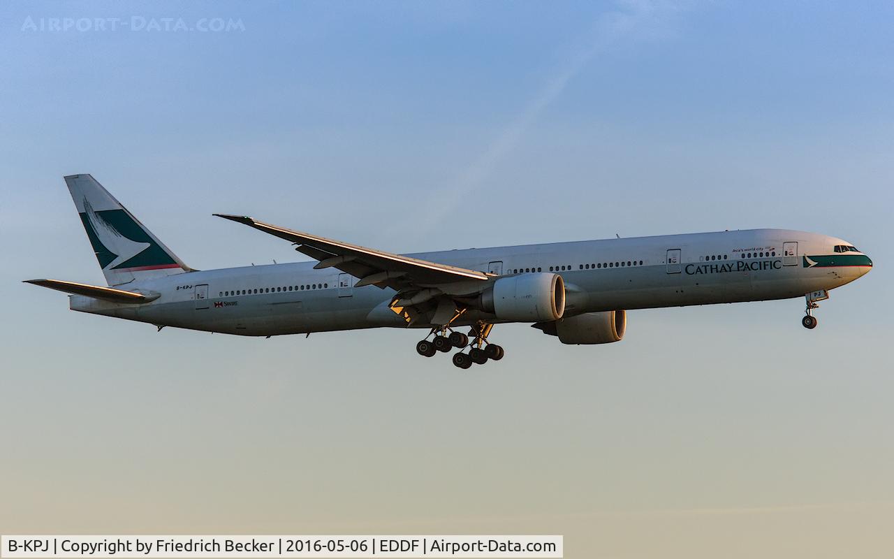B-KPJ, 2008 Boeing 777-367/ER C/N 36157, on final RW07C
