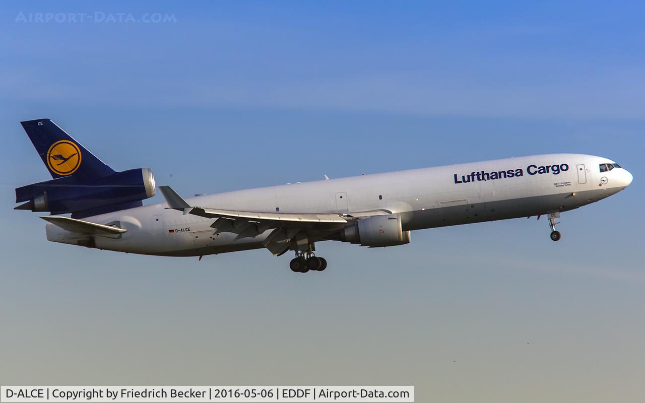 D-ALCE, 1998 McDonnell Douglas MD-11F C/N 48785, on final RW07C