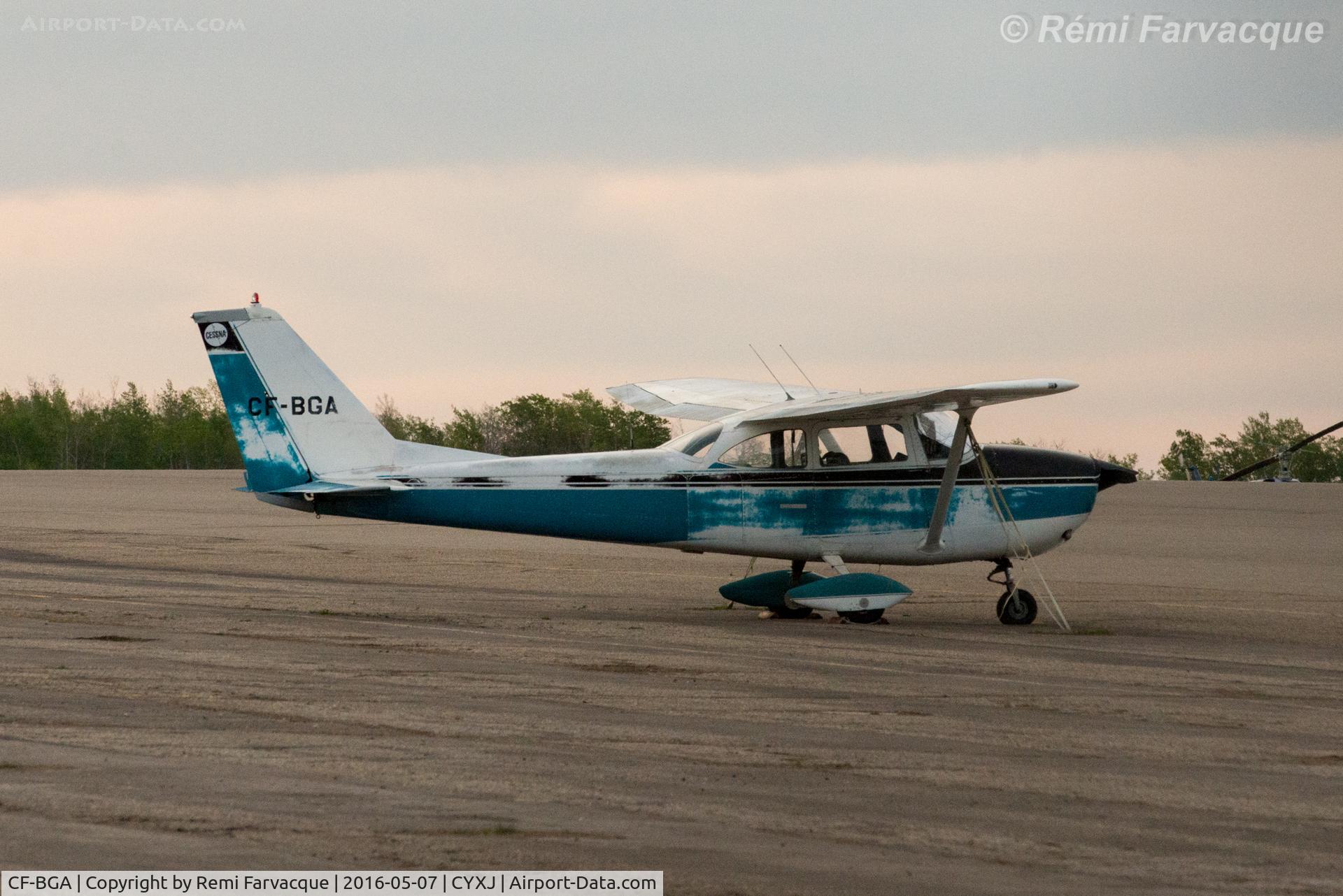 CF-BGA, 1965 Cessna 172G C/N 17253773, Parked north of control tower. Time for new livery.