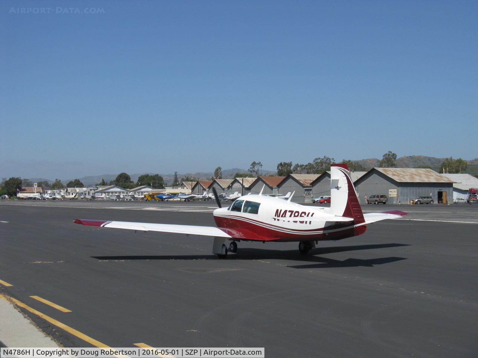N4786H, 1979 Mooney M20J 201 C/N 24-0876, 1979 Mooney M20J 201, Lycoming IO-360-A&C 200 Hp, taxi