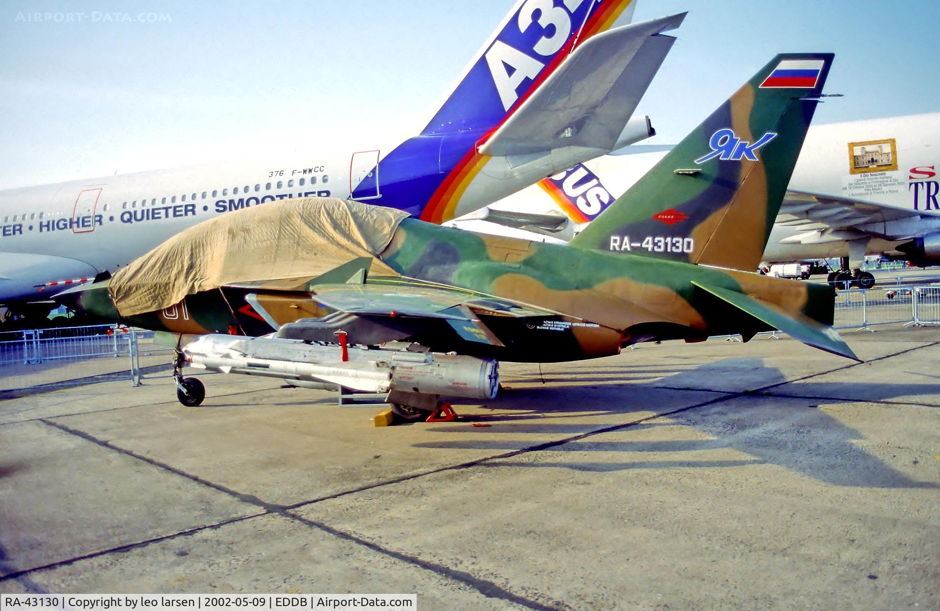 RA-43130, Yakovlev Yak-130 C/N 01, Berlin Air Show 9.5.02