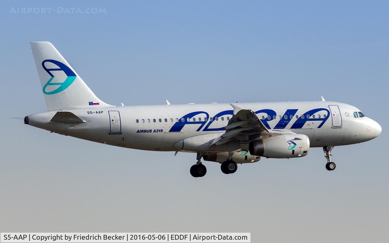 S5-AAP, 2010 Airbus A319-132 C/N 4282, on final RW07C