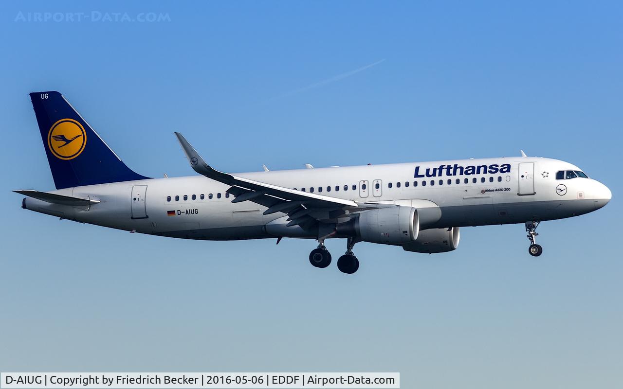 D-AIUG, 2014 Airbus A320-214 C/N 6202, on final RW07C
