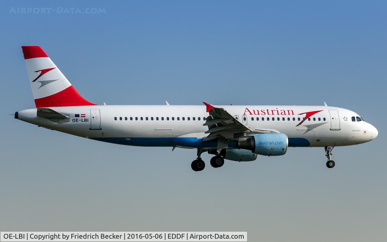 OE-LBI, 2003 Airbus A320-214 C/N 1937, on final RW07C