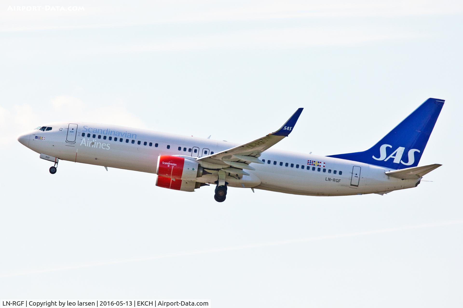 LN-RGF, 2013 Boeing 737-86N C/N 38038, Copenhagen 13.5.16