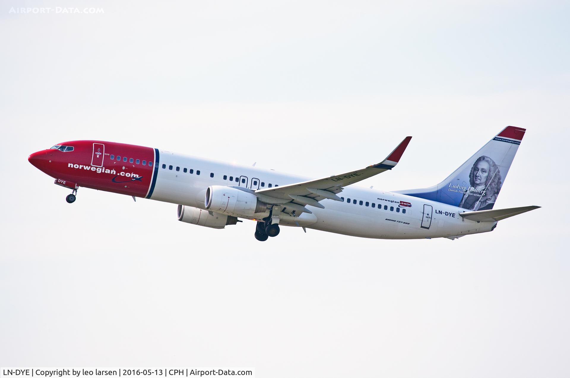LN-DYE, 2010 Boeing 737-8JP C/N 39003, Copenhagen 13.5.16. 
