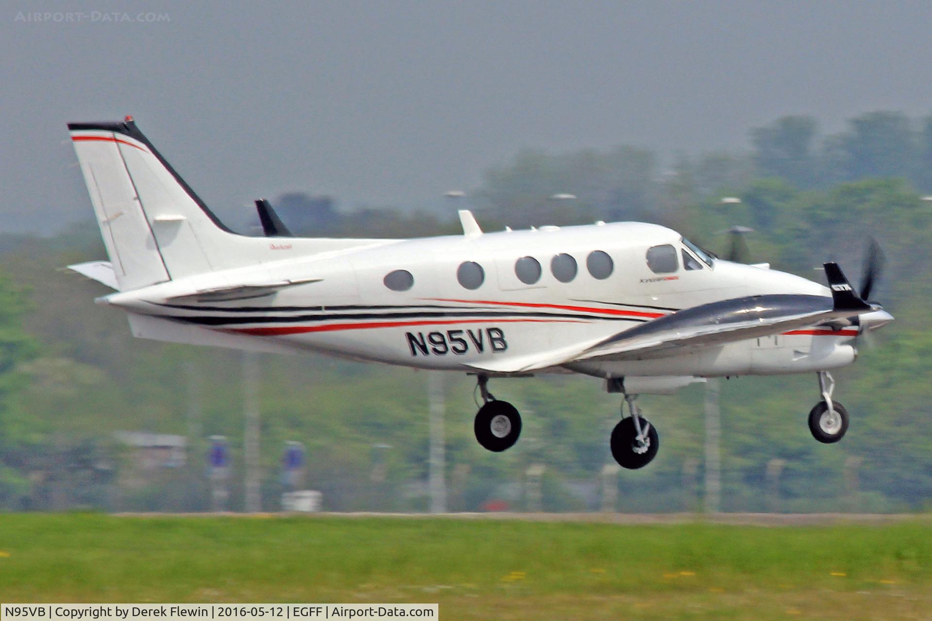 N95VB, 2013 Beechcraft C90GTI King Air C/N LJ-2091, King Air, previously N3684N, seen departing runway 12.