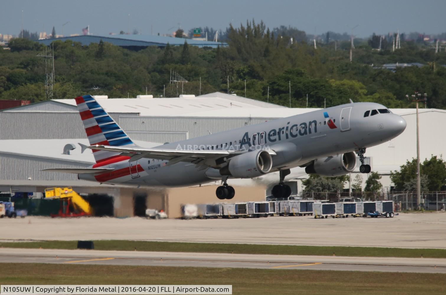 N105UW, 1999 Airbus A320-214 C/N 0868, American