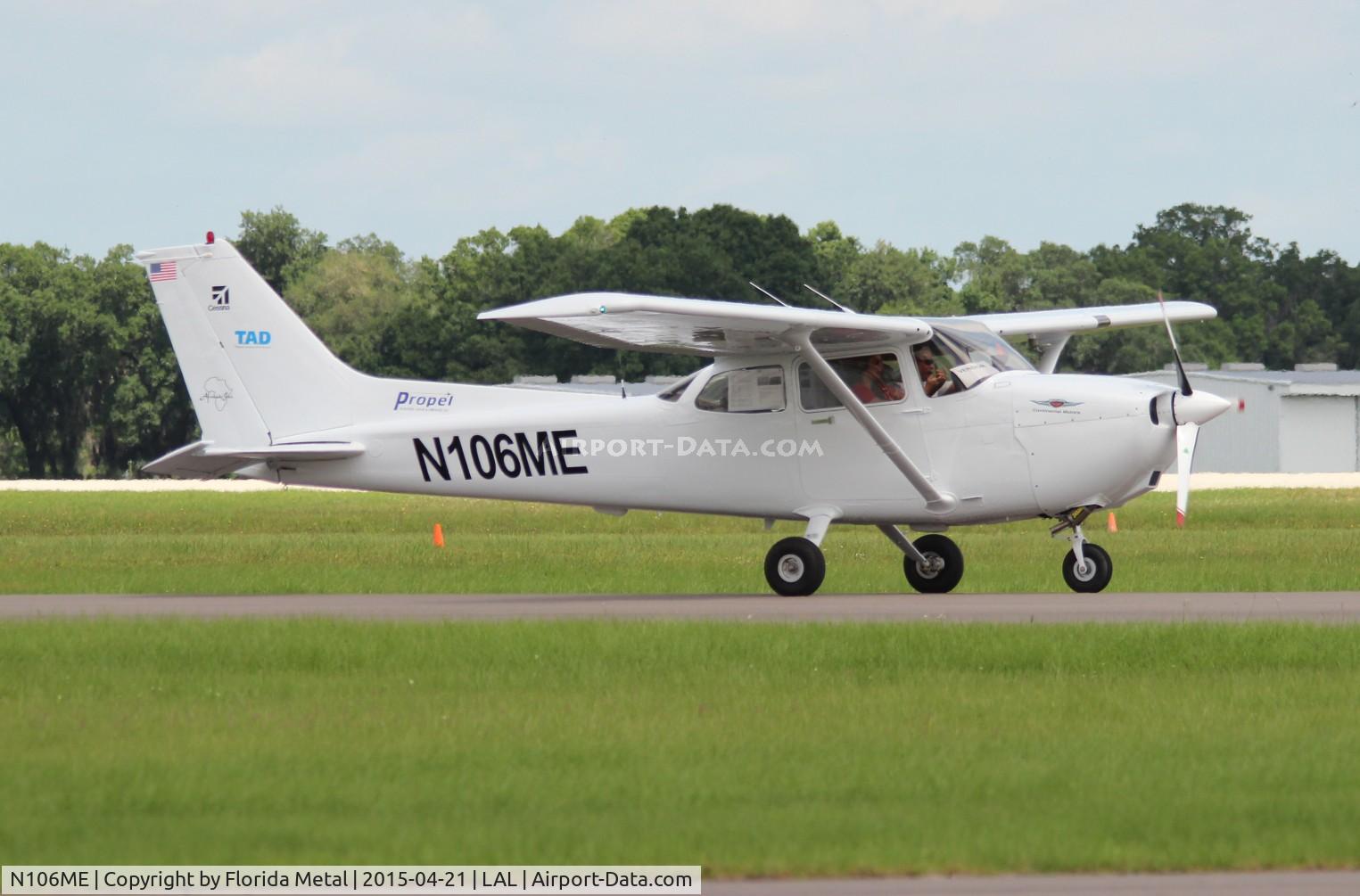 N106ME, 2000 Cessna 172S C/N 172S8479, Cessna 172S