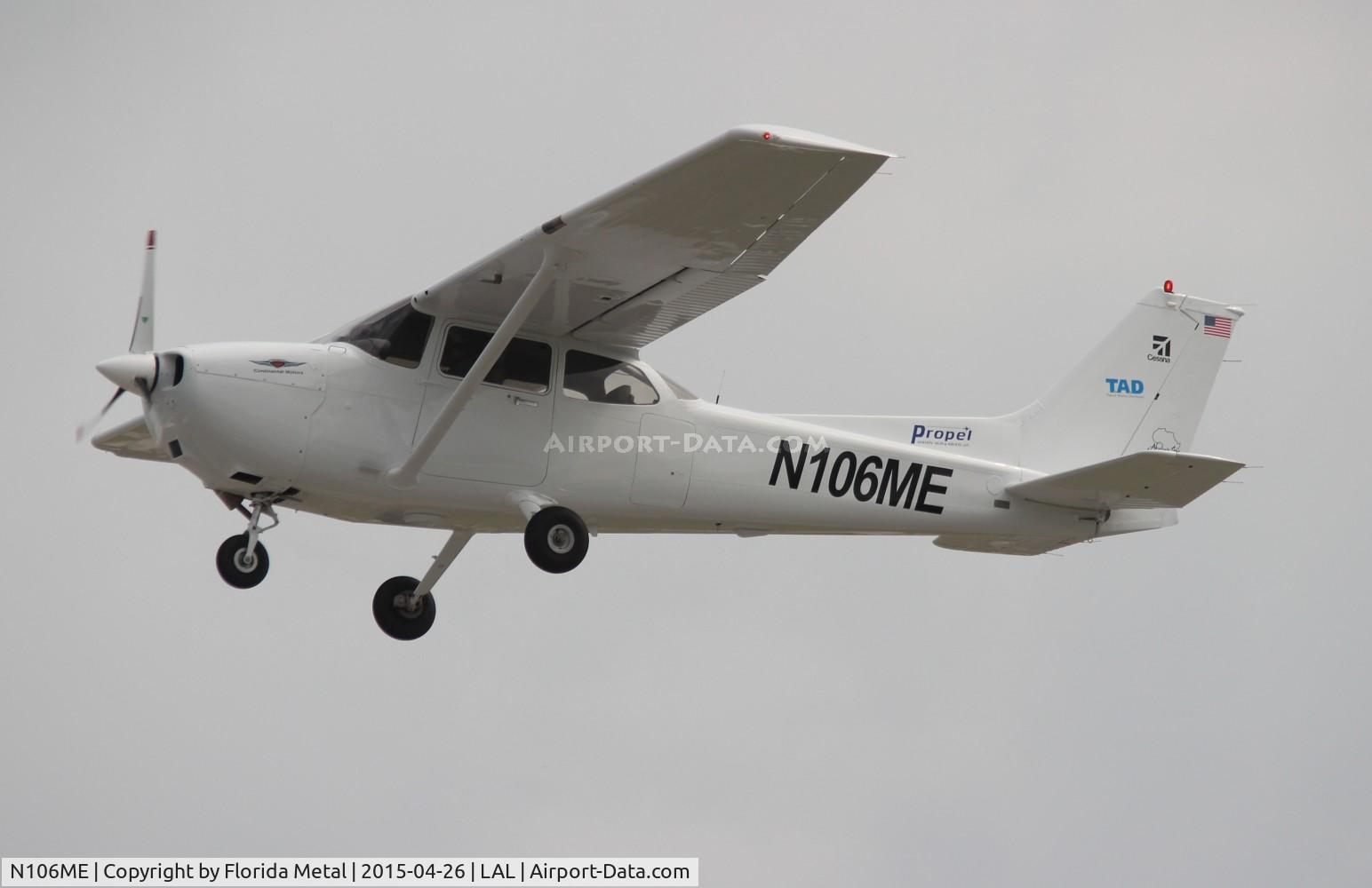 N106ME, 2000 Cessna 172S C/N 172S8479, Cessna 172S