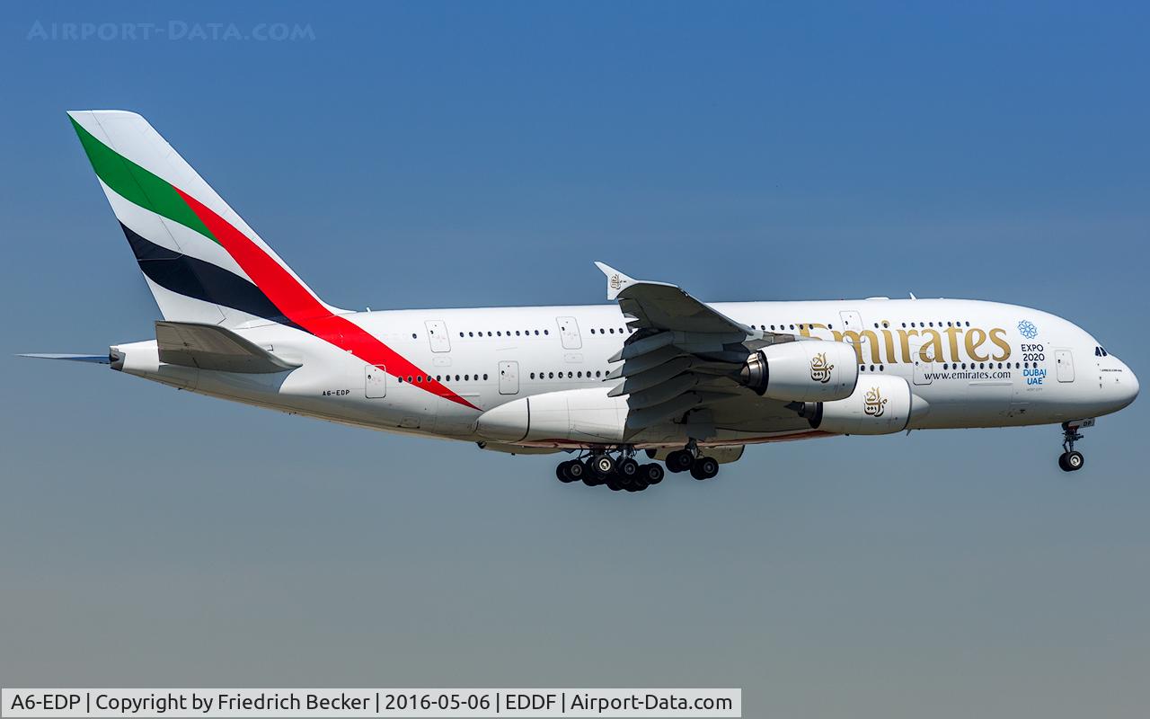 A6-EDP, 2011 Airbus A380-861 C/N 077, on final RW07C