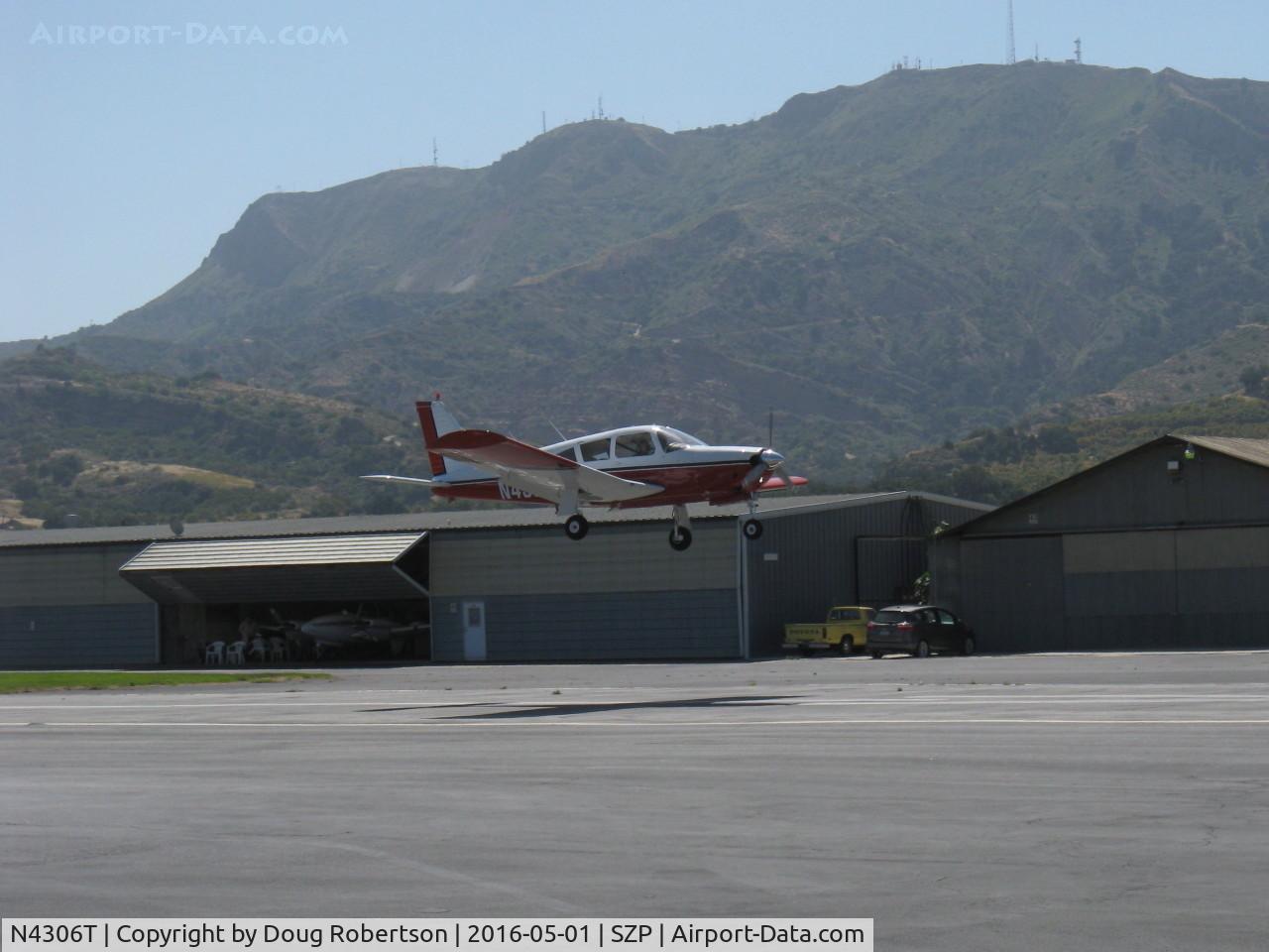 N4306T, 1971 Piper PA-28R-200 Cherokee Arrow C/N 28R-7235004, 1971 Piper PA-28R-200 ARROW 200, Lycoming IO-360-C1C 200 Hp, on final Rwy 22