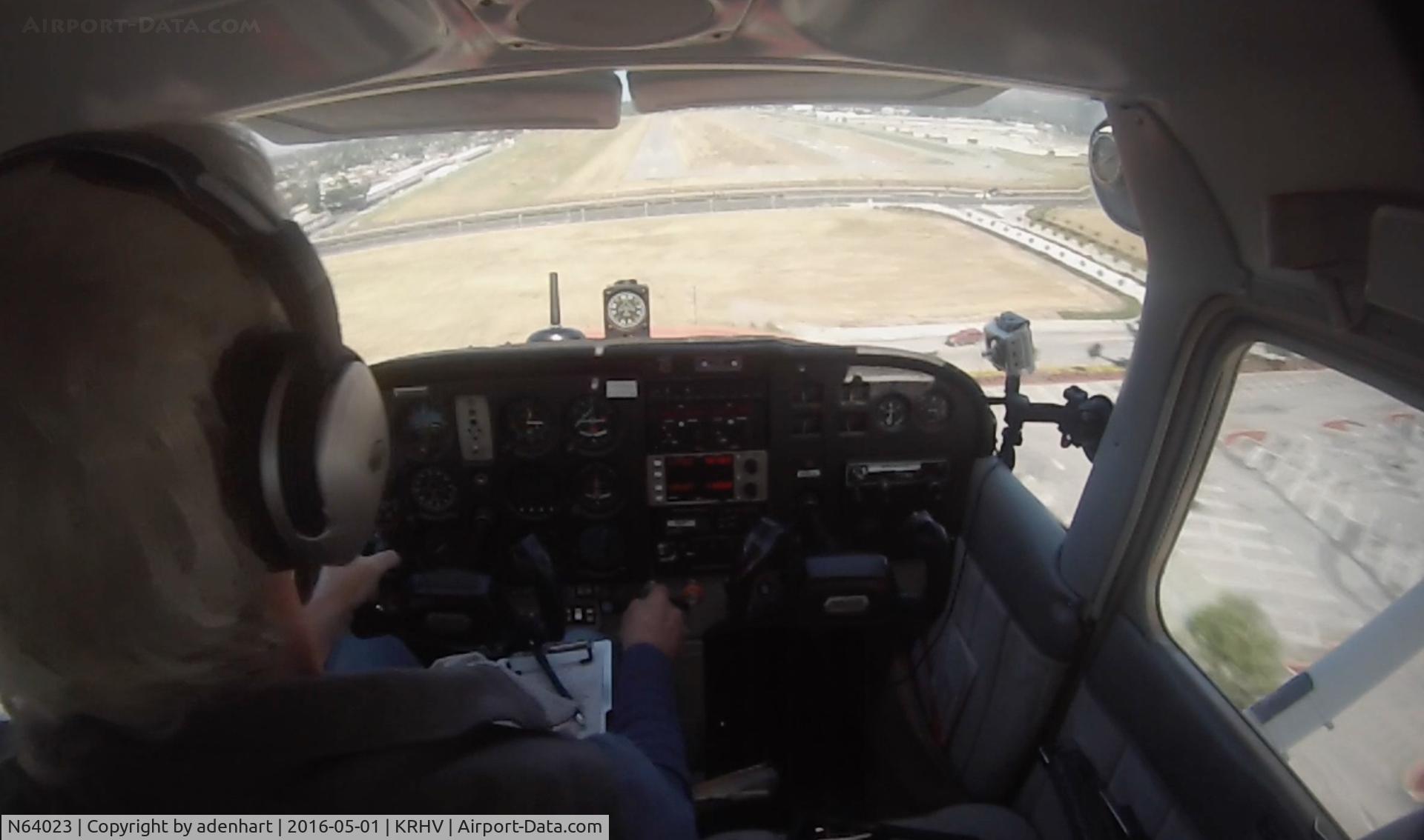 N64023, 1975 Cessna 172M C/N 17264969, Final approach to KRHV. Departure point was KSMO 05/01/2016