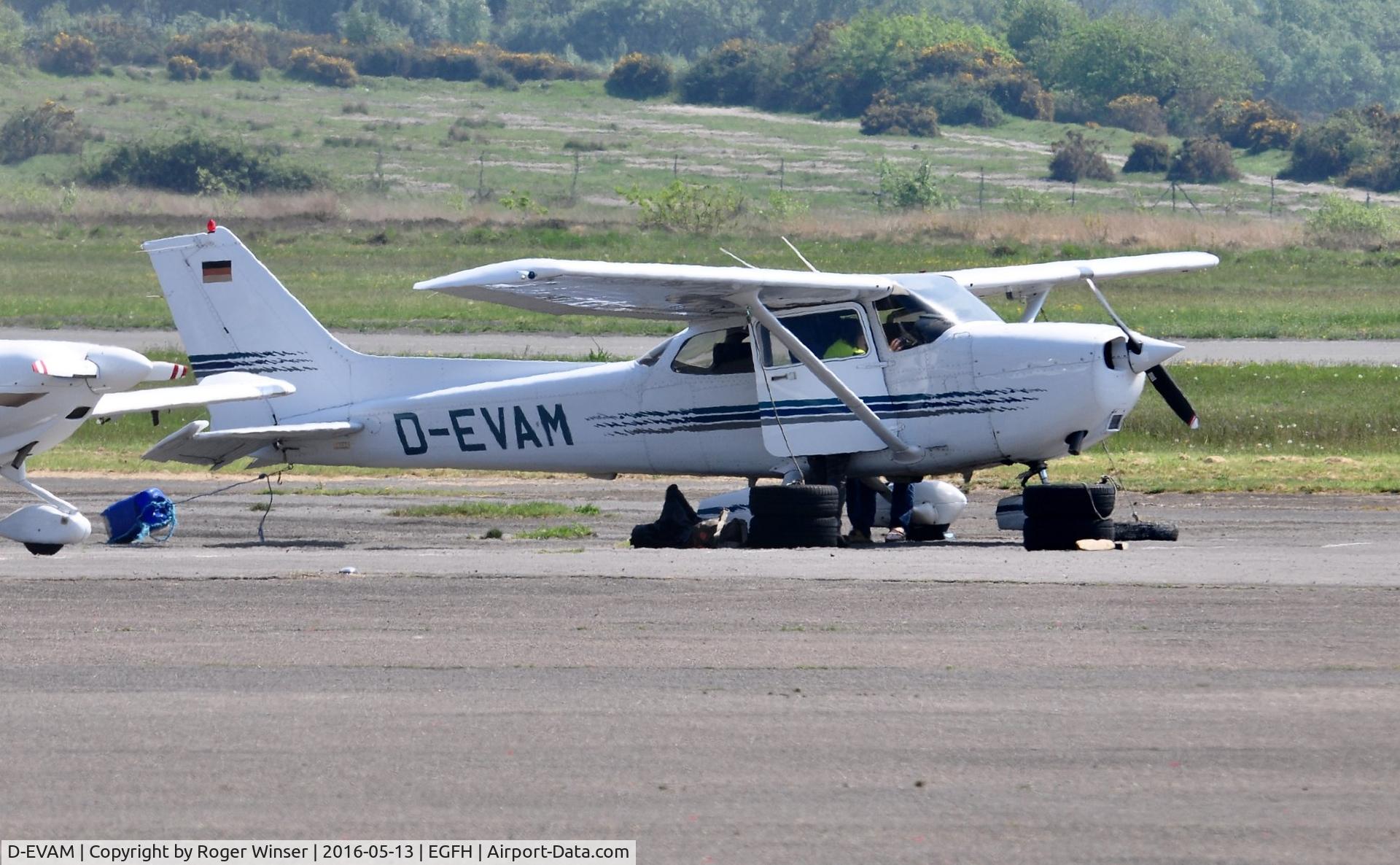 D-EVAM, 1997 Cessna C172R C/N 17280083, Visiting Cessna Skyhawk.