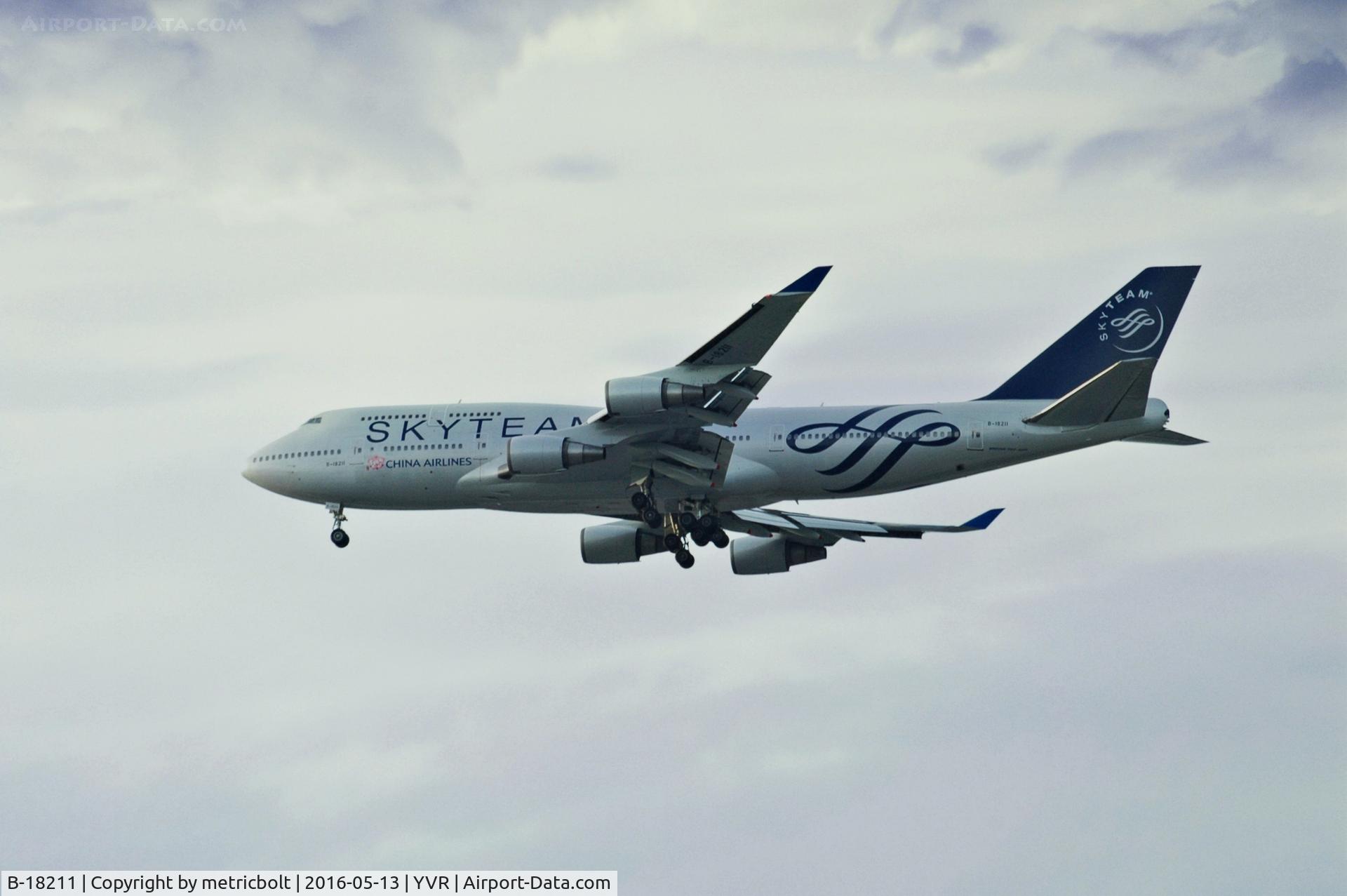 B-18211, 2004 Boeing 747-409 C/N 33735, Arrival in Vancouver