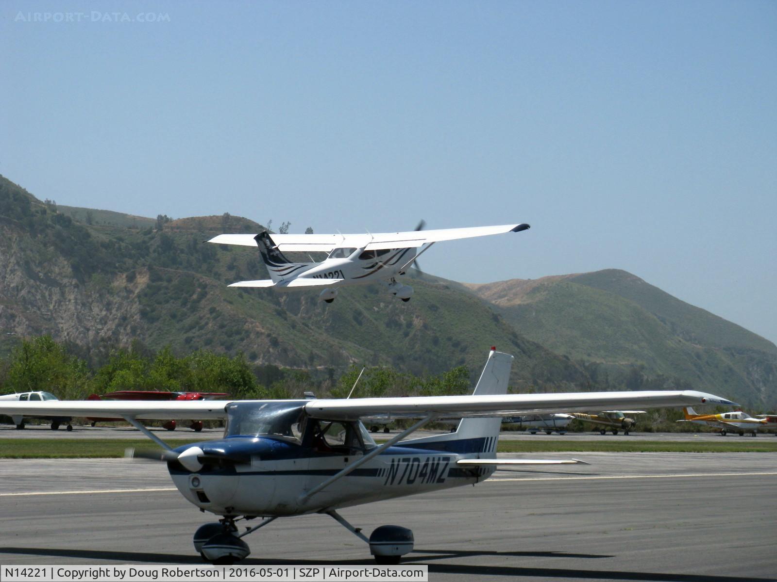 N14221, 2008 Cessna T182T Turbo Skylane C/N T18208820, 2008 CESSNA T182T TURBO SKYLANE TC, Lycoming TIO-540-AK1A 235 Hp, takeoff climb Rwy 22