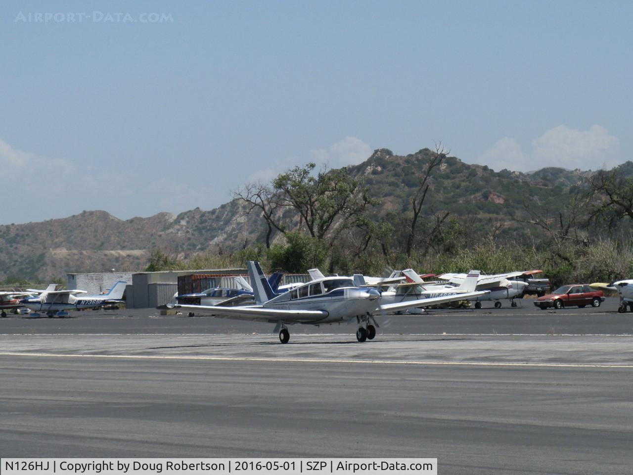 N126HJ, 1969 Piper PA-24-260TC Comanche Turbo C C/N 24-4878, 1969 Piper PA-24-260TC COMANCHE TURBO C, Lycoming TIO-540-N1A5 260 Hp, takeoff roll Rwy 22