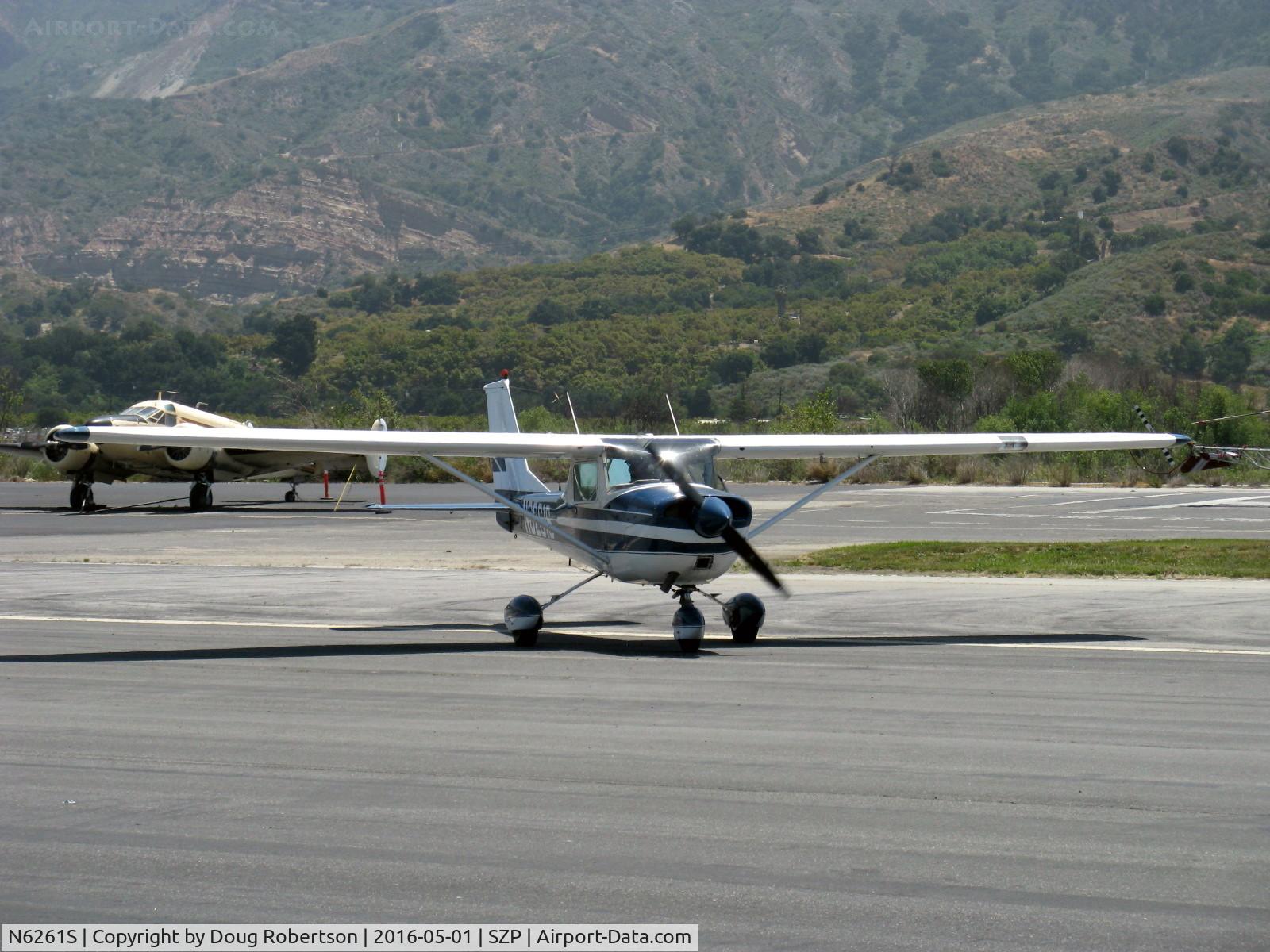 N6261S, 1967 Cessna 150G C/N 15067061, 1967 Cessna 150G, Continental O-200 100 Hp, taxi off the active