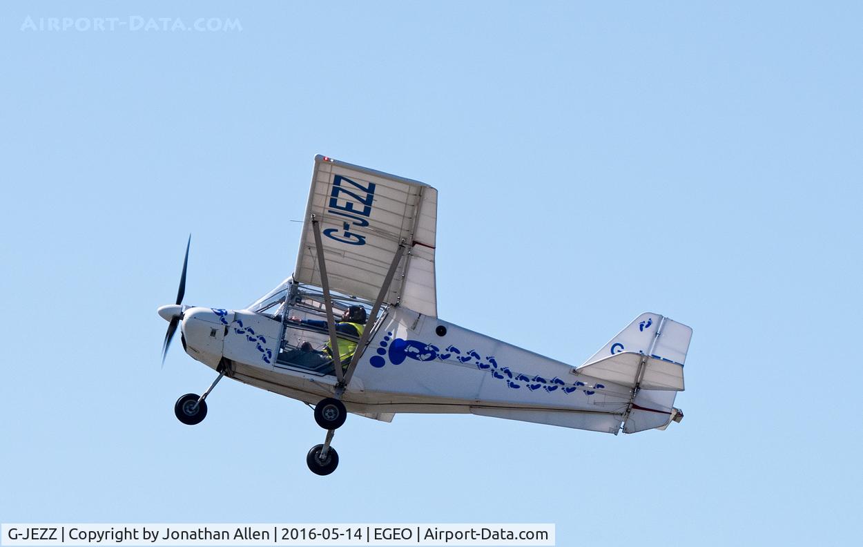 G-JEZZ, 2004 Skyranger 582(1) C/N BMAA/HB/368, Taking off from Oban Airport.