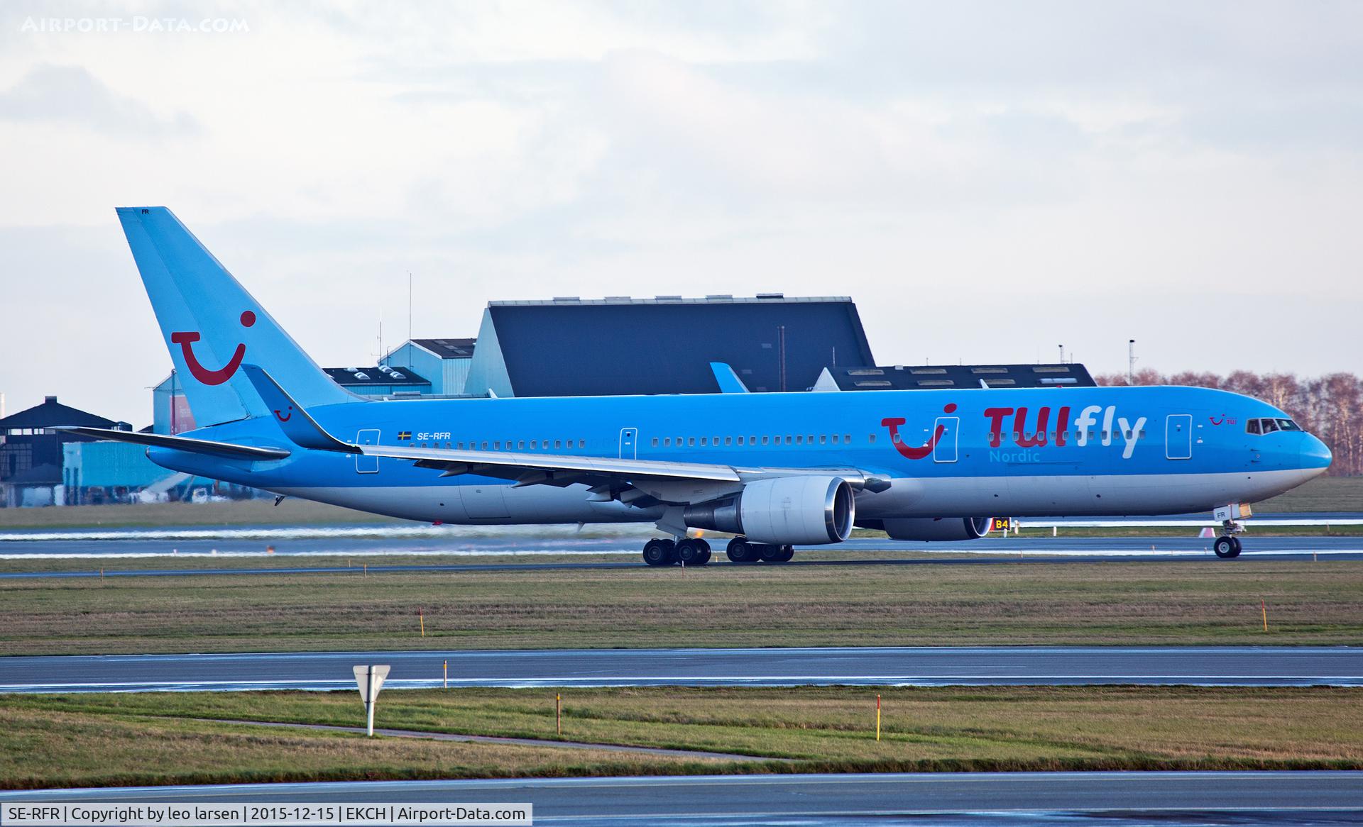 SE-RFR, 1999 Boeing 767-38A C/N 29617, Copenhagen 15.12.15